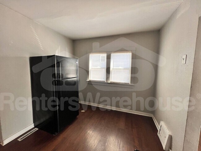 Foto del edificio - 2717 College Ave