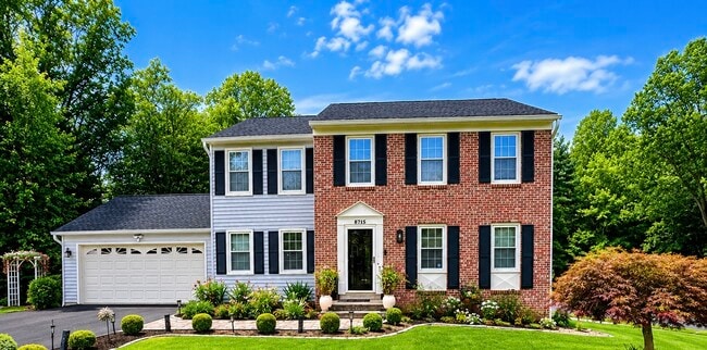 Building Photo - 8715 Shadowlake Way