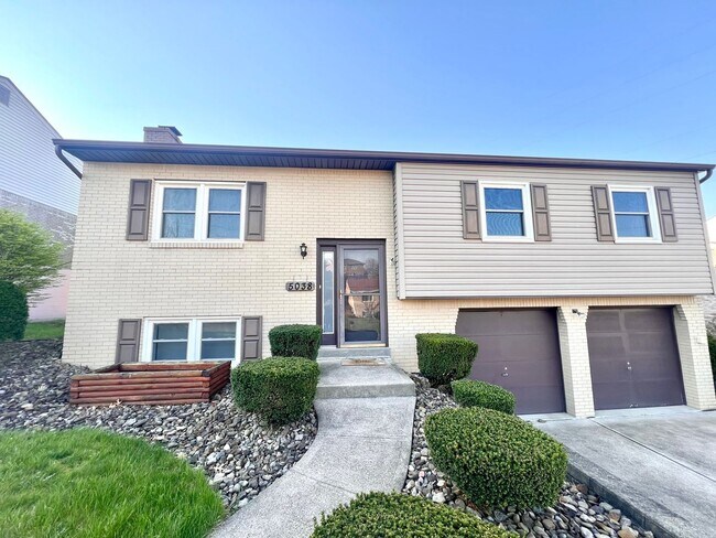Building Photo - Apple Hill Community - 3 Bedroom 2 Bathroom - Beautiful Home for Rent!