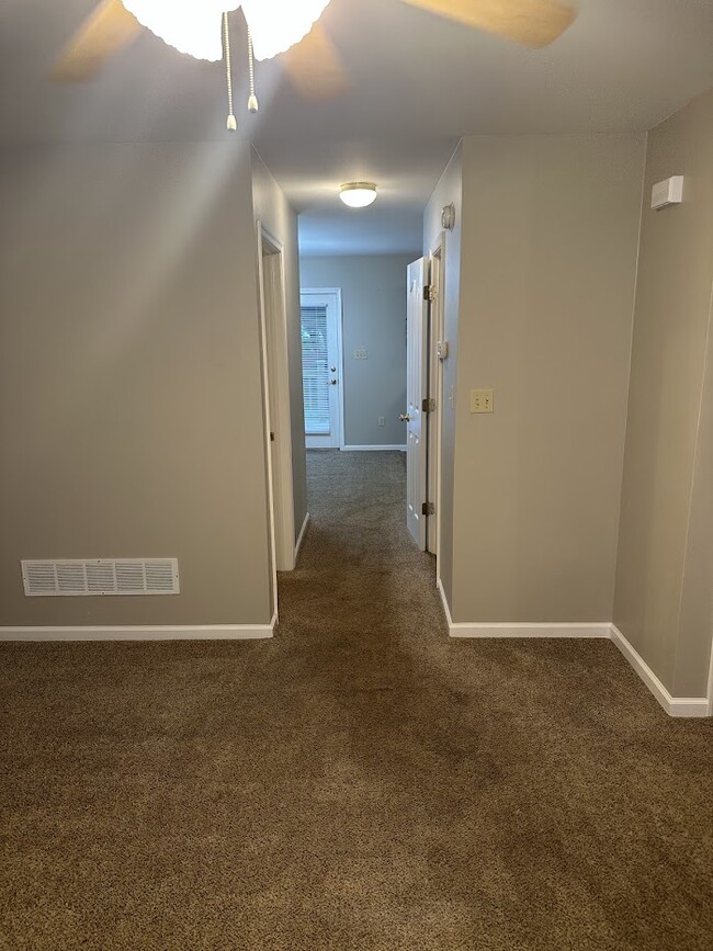 Foto del edificio - 878 Poplar St