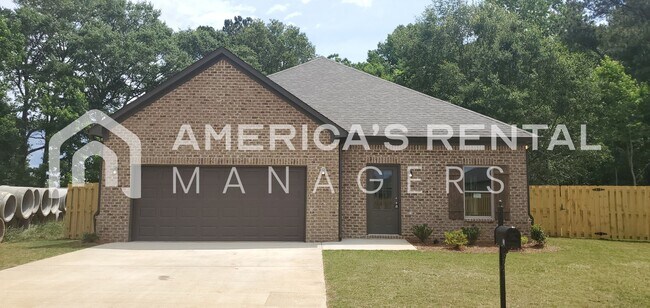 Foto del edificio - DEPOSIT PENDING! Home for Rent in Clanton, AL.. Available to View Now!!!