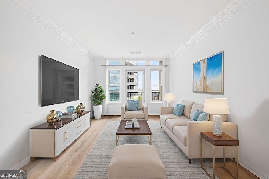 Foto principal - 3334 Peachtree Rd NE