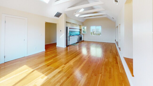 Foto del edificio - 2043 7th Ave