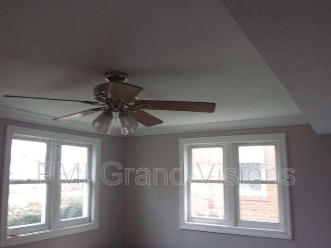 Foto del edificio - 328 E Kellar Ln