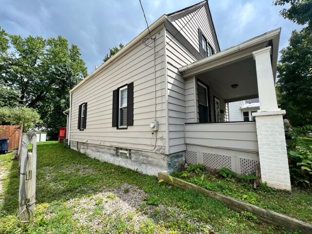 Building Photo - 999 Collinwood Ave