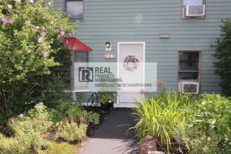 Building Photo - 203 Piscassic St