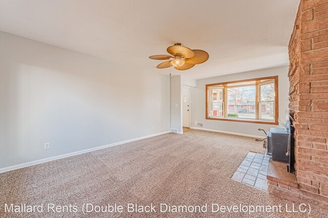 Building Photo - 3 br, 1.5 bath House - 5810 S Greenwood St,