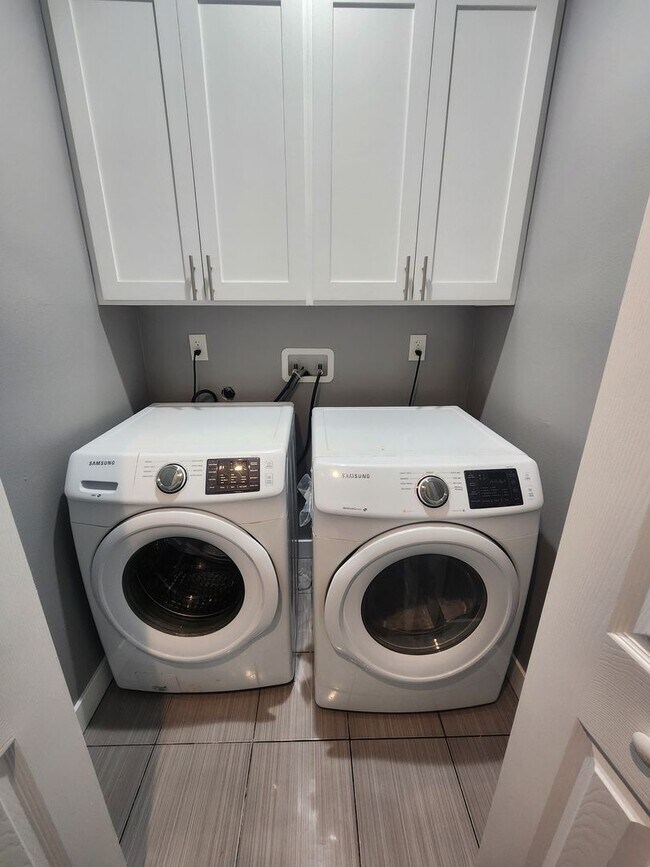 Foto del edificio - 83rd St.