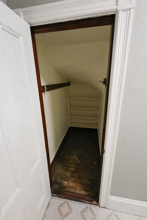Building Photo - 69 Willowwood St