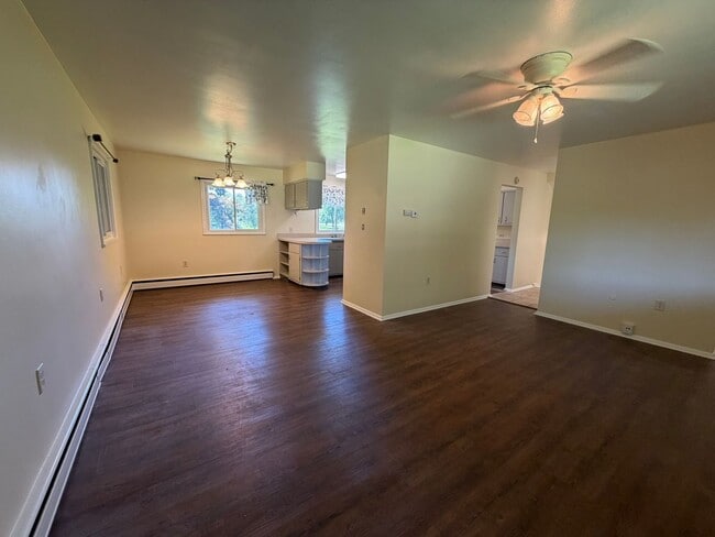 Building Photo - 3737 W Howell Rd