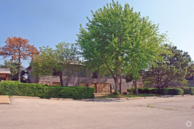 Building Photo - The Grayson Apartments