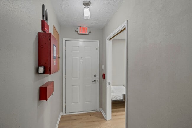 Foto del edificio - 22114 Merrymount Dr