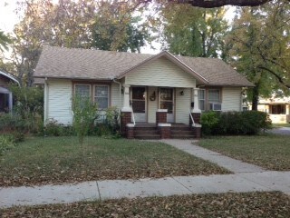 Unit on the right is 800 S. 5th - 800 S 5th St