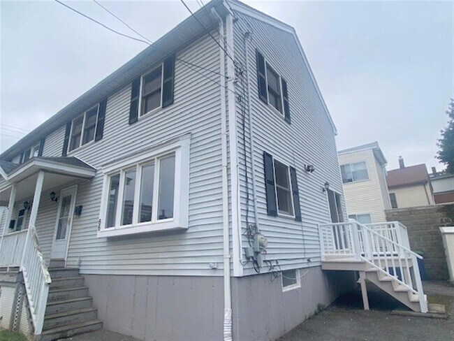 Foto del edificio - 66 Cedar St