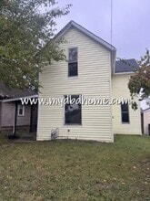 Building Photo - 2510 Birchwood Ave