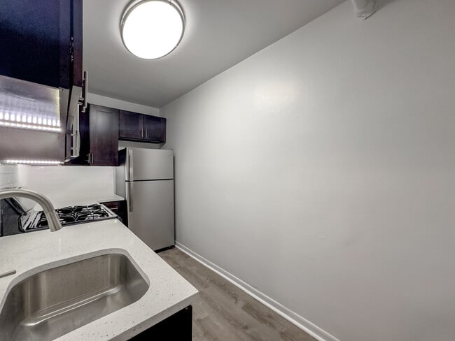 Foto del edificio - 3024 N Halsted St