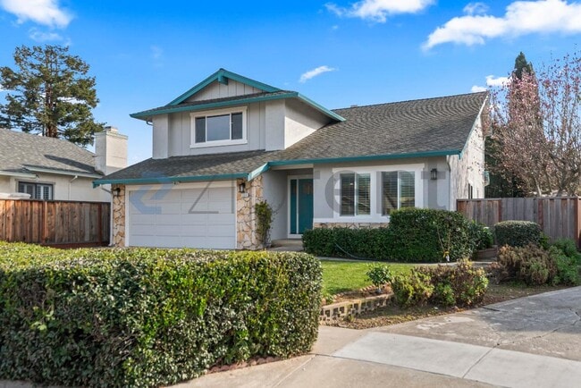 Foto del edificio - 1554 Gilbert Pl