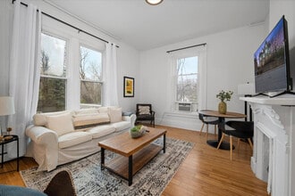 Building Photo - 242 Mccormick Pl