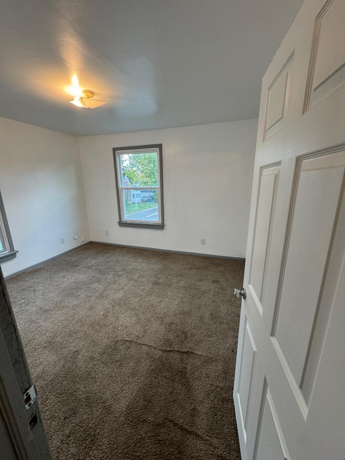 223 W 29th St Lorain, OH 44055 – photo 3