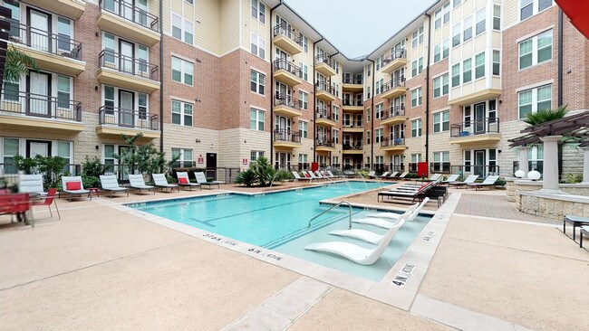 Post 510 Apartments Houston, TX
