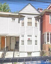 Building Photo - 45A Van Reypen St