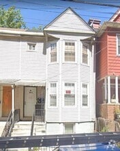 Building Photo - 45A Van Reypen St