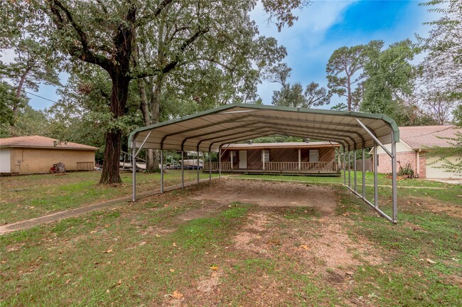 Foto del edificio - 299 Pine Harbor Dr