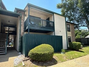 Building Photo - 2299 Scenic Hwy