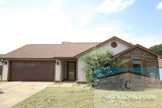 Building Photo - 4004 Cobblestone Cir