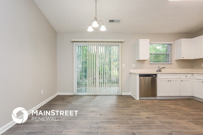 Foto del edificio - 819 Martin Rd