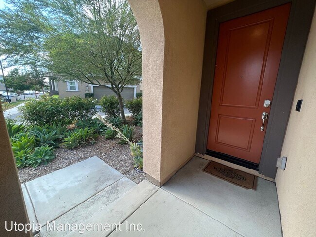 Foto del edificio - 3 br, 2.5 bath House - 13998 Blossom Way,