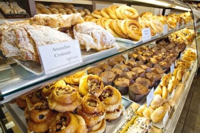 Photo du bâtiment - 15803-15897 97 Ave NW