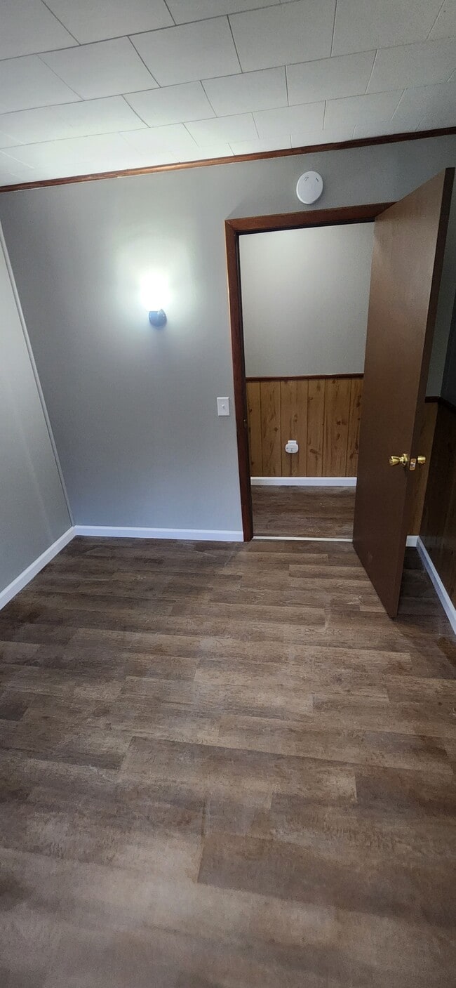 Building Photo - 112 Stock Rd