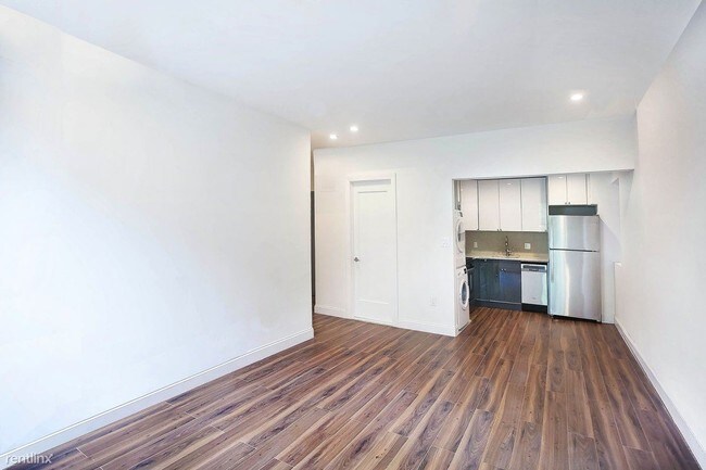 Building Photo - 50 W 130th St