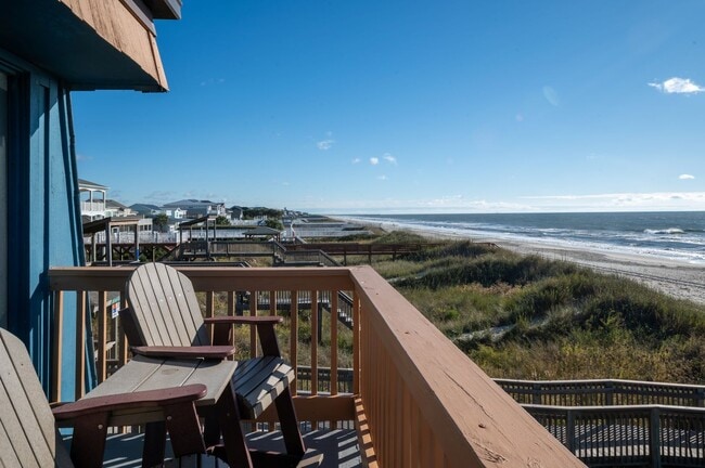 Building Photo - OCEANFRONT OFF-SEASON MONTHLY 2 BEDROOM NOW AVAILABLE