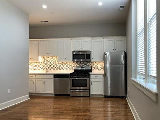 Foto principal - 2035 E Iron Ave