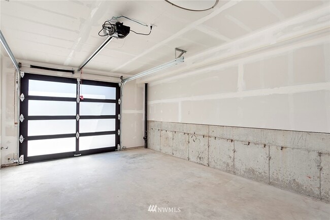 Building Photo - 2738 S Elmwood Pl