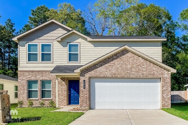 Building Photo - 15819 Del Norte Dr