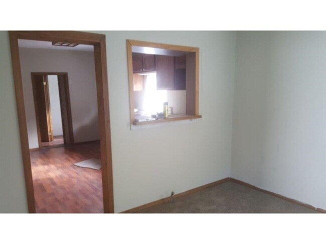 Foto del edificio - 512 SW H Ave