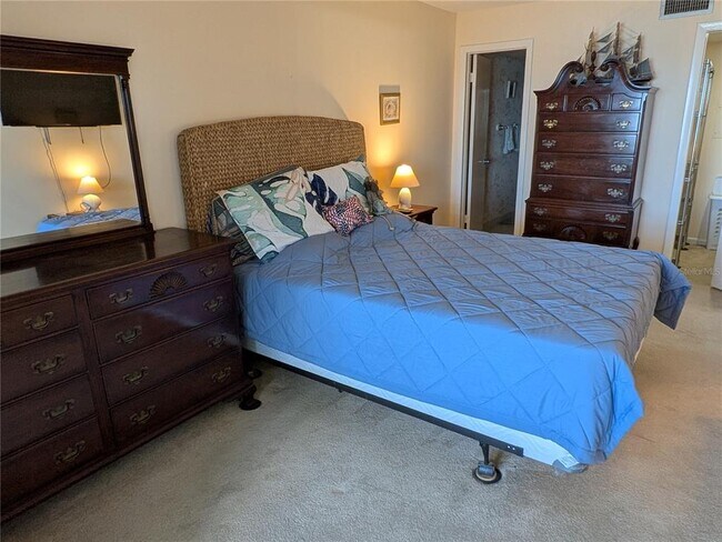 Foto del edificio - 4575 Cove Cir