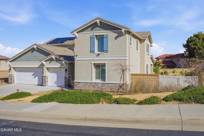 Foto del edificio - 41638 Cielo Vista Dr