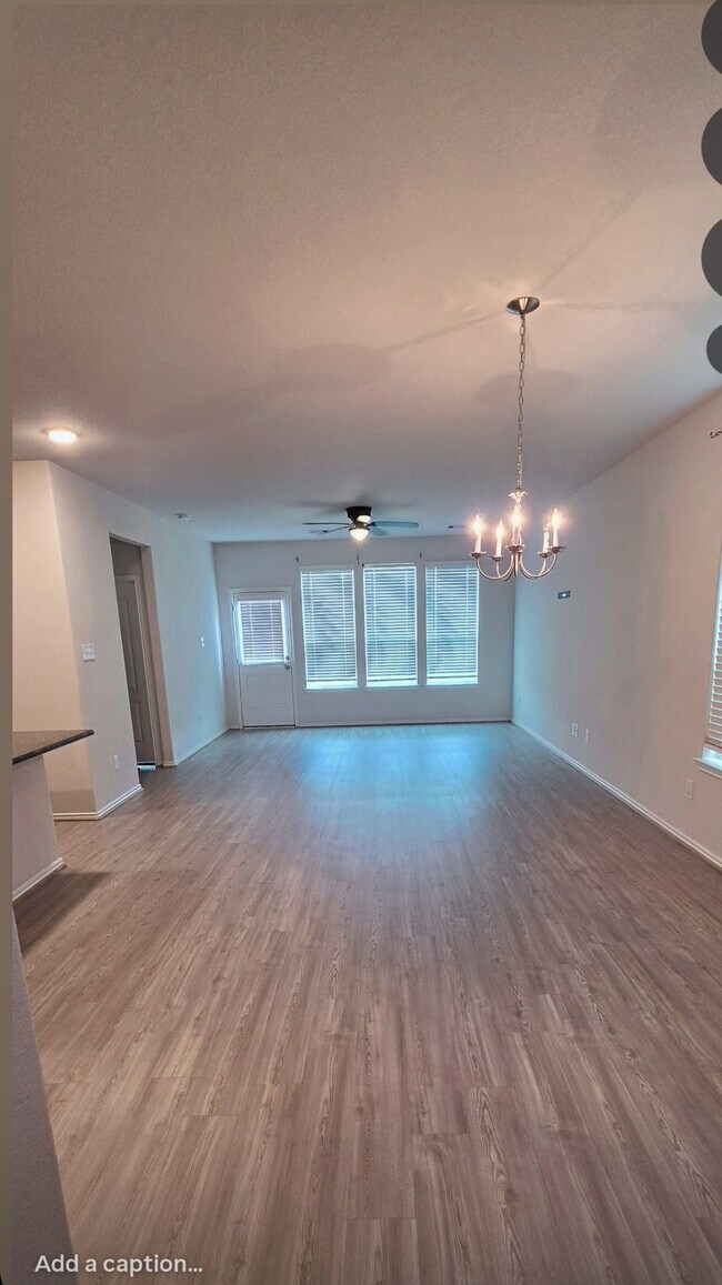 Foto del edificio - 21275 Catalina Palm Dr