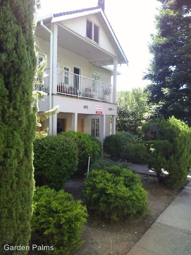 Primary Photo - 1433 Court St