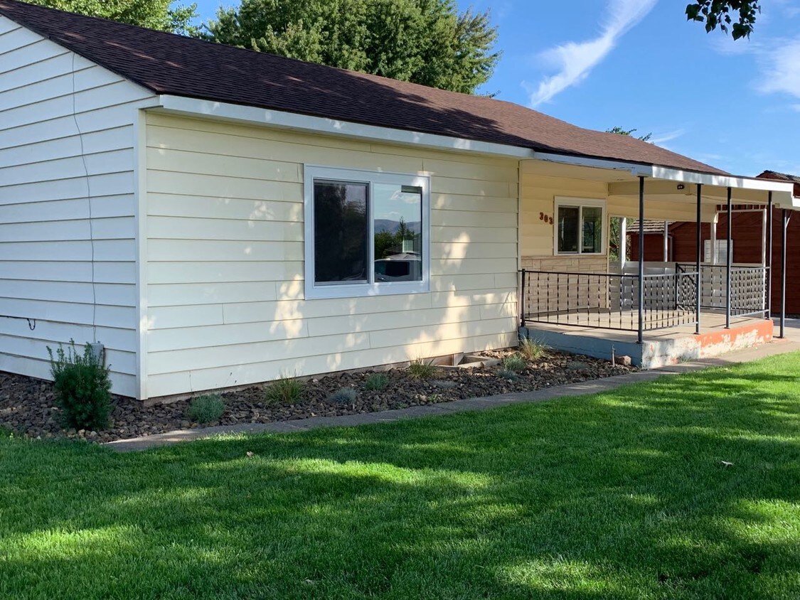 303 N 40th St, Yakima, WA 98901 House Rental in Yakima, WA