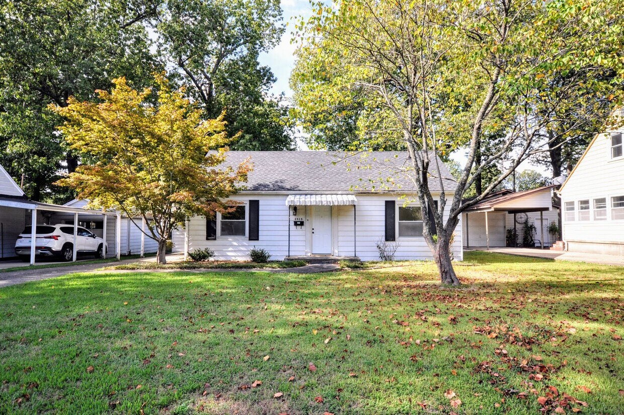 Primary Photo - Cute House in Paducah City on Monroe