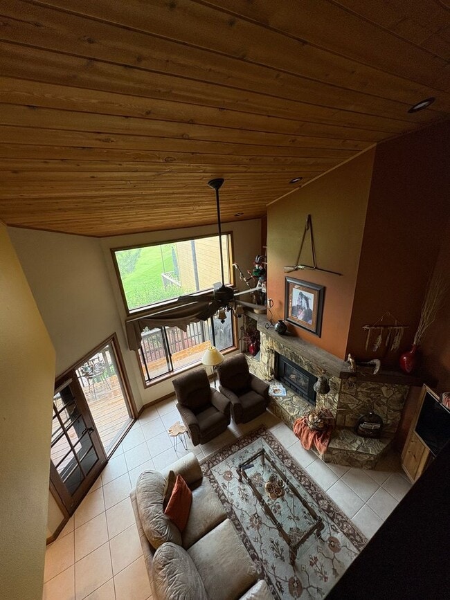 Photo - Vacation Rental: Golf Course Views Country... House