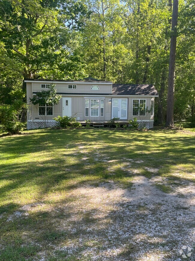 Apartments For Rent in Dayton TX with Yard 1 Rentals