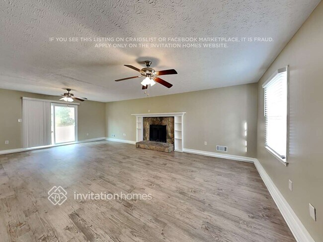 Foto del edificio - 106 Longview Rd