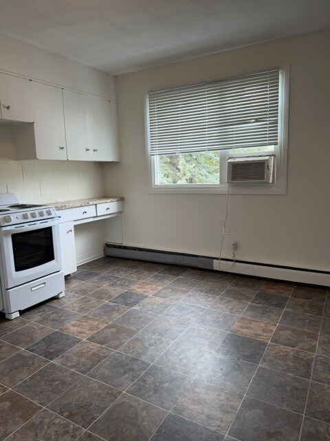Building Photo - 931-931 6th Ave N