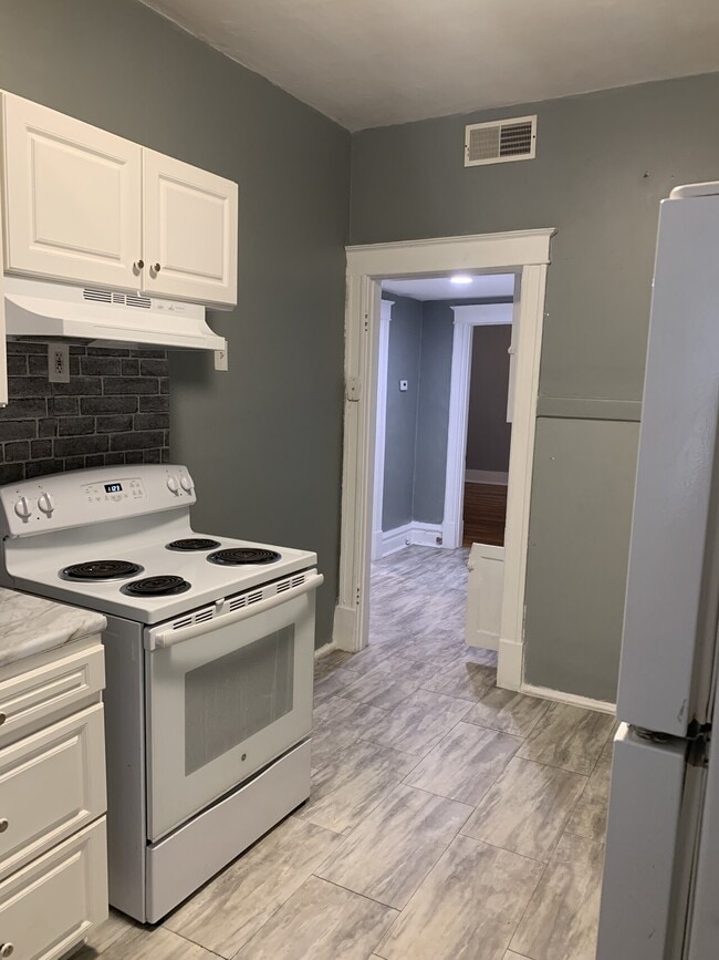 5929 McPherson Ave Unit 3E, St. Louis, MO 63112 Condo for Rent in St